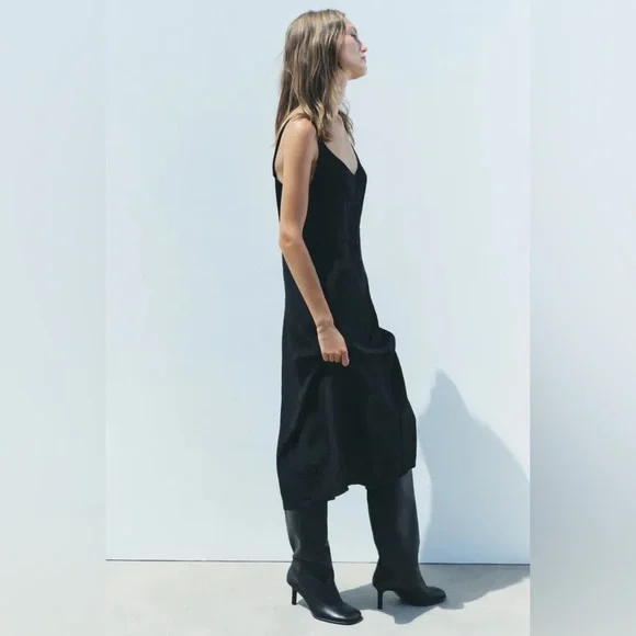 ZARA ~ Satin slip dress ZW COLLECTION - Picture 4 of 12